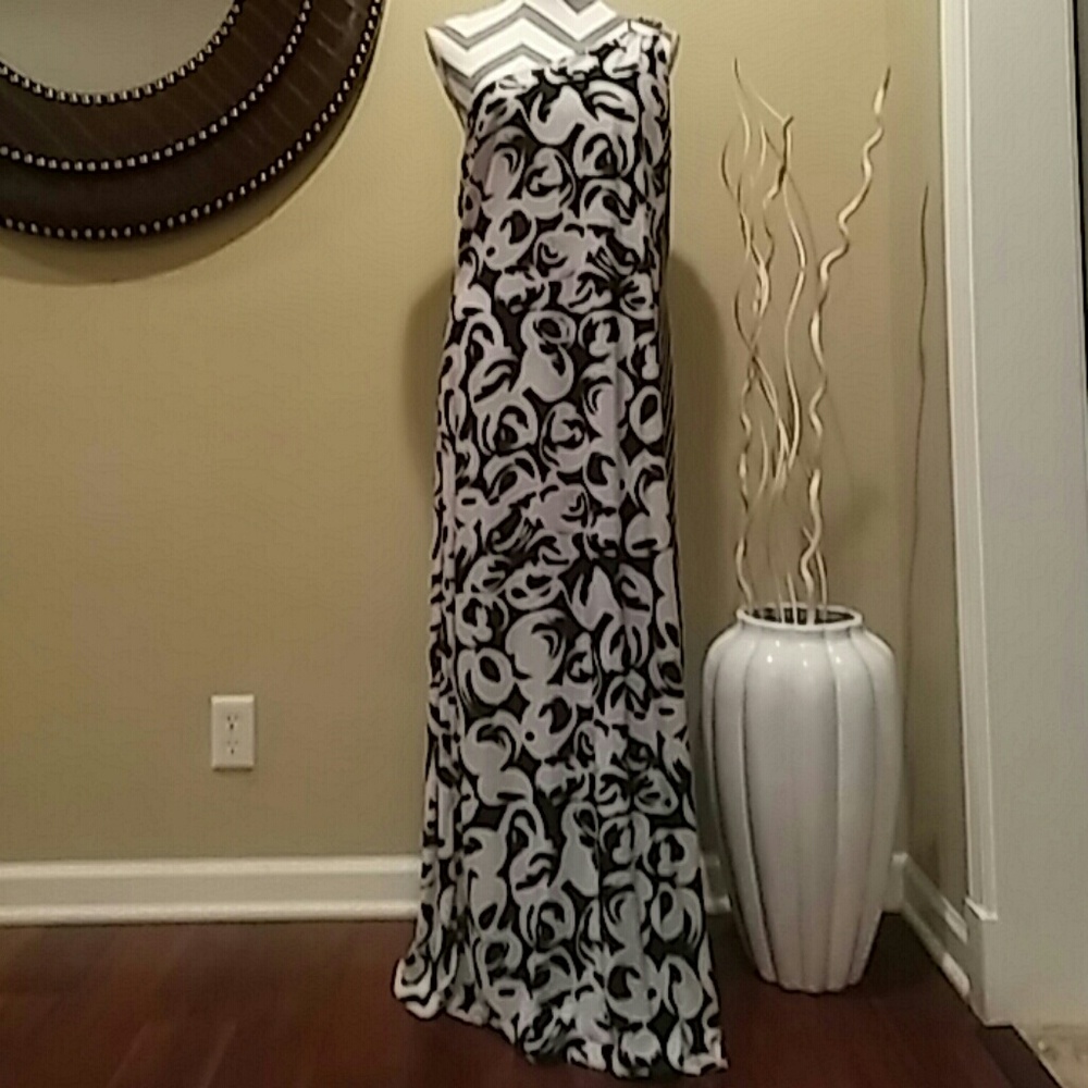 Show stopping maxi dress